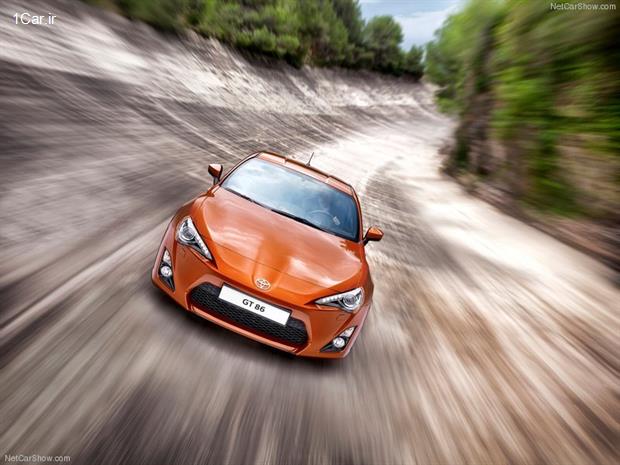 بررسی تویوتا GT86